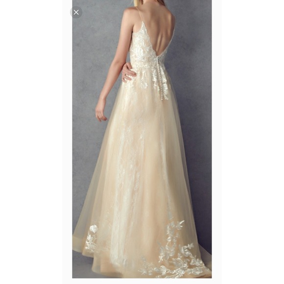 Juliet Collection Wedding Dress 249 4XL - Picture 5 of 12